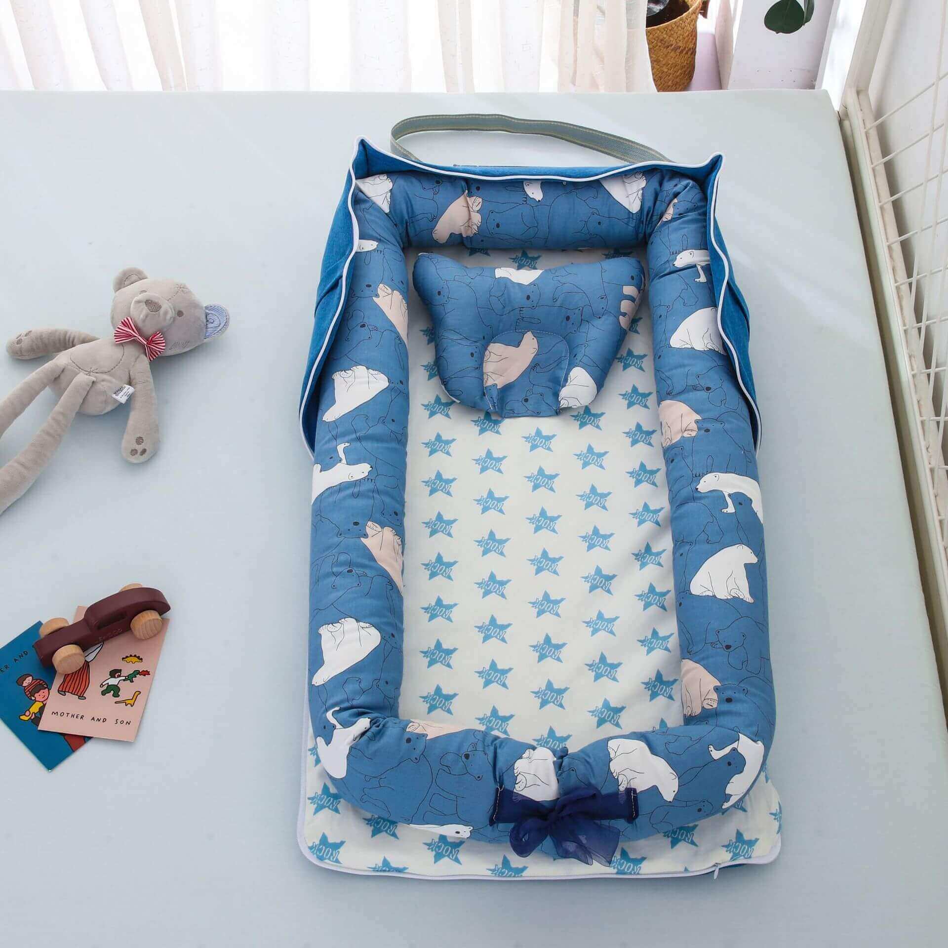 Portable Baby Bed - Breathable Cotton Foldable Baby Lounger BleuRibbon Baby