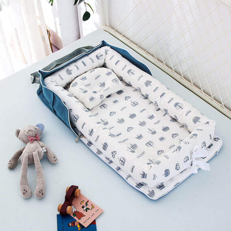 Portable Baby Bed - Breathable Cotton Foldable Baby Lounger BleuRibbon Baby