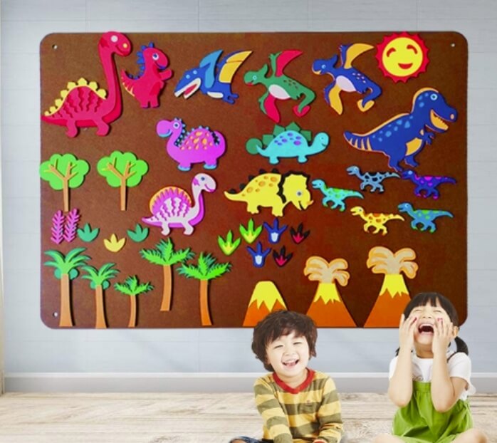 BleuRibbon Baby Felt Play Mat for early education, interactive and eco-friendly in farm and insect styles.