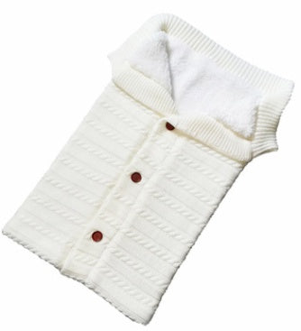 BleuRibbon Baby Thick and Widen Sleeping Bag for newborns, soft cashmere blend with stylish button design.